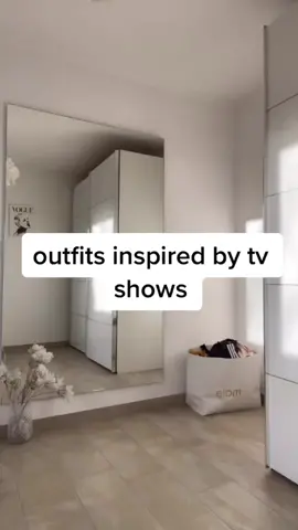 outfits inspired by tv shows💋           ig: delphine_weisss #foryoupage #outfits #fashion