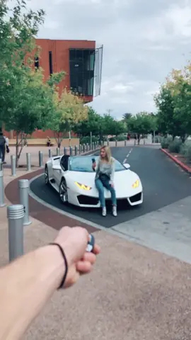 What was she thinking..?🧐🤔😱😂#lambo #arizonastate #funny #viral ( Do not read bio )