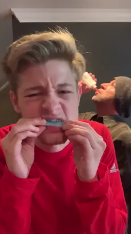 WHAT IS THIS!? 😐 @jasonthegreat777 #viral #jellyfruit #selflove #xyzabc