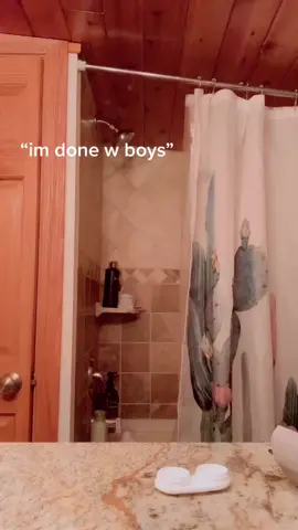 LMAO i’m jk i’m taken but girls be like this #cinematics #WhatWouldHarleyDo #bigair #selflove #foryoupage