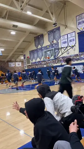 guys!!!! i went to @chaseko basketball game!!!!!!!! omgggg