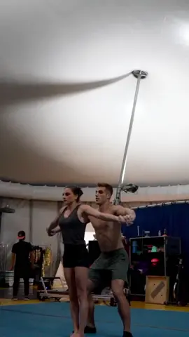 I know it’s not funny but that’s what I do for a living..! 🎪#cirquedusoleil  @designkontrol
