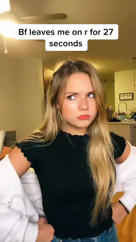 Tag someone who leaves you on read😤😤