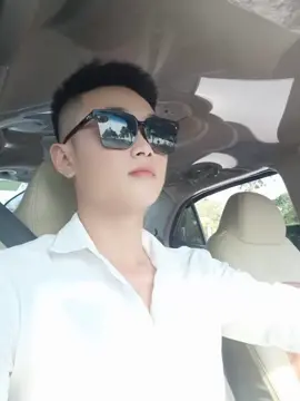 Dịch Corona chạy Taxi ngày càng Ế 😔