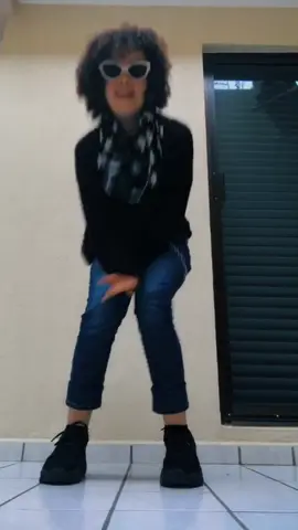 Dancing #fyp #fy #parati