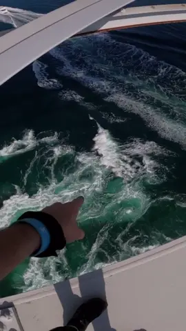 The Japanese Mortal Whirlpools from above 📸 @yoannleroux3f #extreme #japan #parkour #urbex #urbanexplorer #climb #adrenalin #extremesports #foryou
