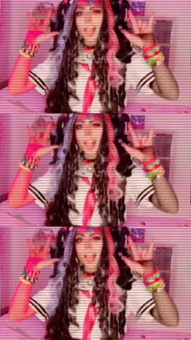 Ib: @keondra.k #ibuki #ibukimioda #ibukimiodacosplay #cosplay #danganronpa #drv2 #dr2 #foryou #fyp