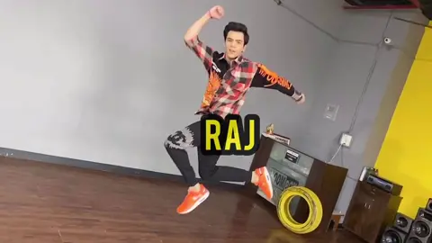 Twist 🔥🕺🏻 #rajanadkat #duetwithraj27 #dance #dancechallenge #loveaajkal #dancer #danceindia #dancelovers #foryoupage #fyp  @tiktok_india