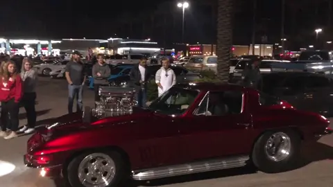 That surge! #fastcars #corvette #chevrolet #chevy #blown #blower #cammed #carshow Oh and the paint is flawless!