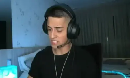 Nem guindaste 😂 do q eu tava falando? Kkkkkk