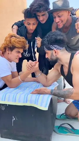 Batao Kon Jeeta 😆 @aroraashmit #comedy #joker #1soul #usman69 #foryou #foryoupage #viral #content @tiktok_india