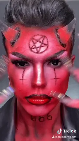 is it Halloween yet? ☠️ was feeling spooky last night .. fully inspired by the queen @abbyrartistry #fyp #foryou #makeup