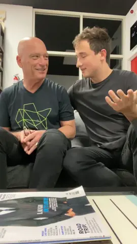 Make it look like you are sitting with a celeb HACK! Collab with @officialhowiemandel #deepfake