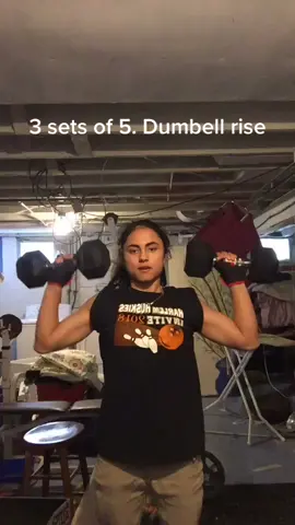 Want bulk shoulders?!💪🏽here’s some work outs for weights #girlpower #foryou