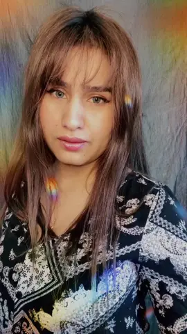 Teri jhooti baatein main saari maan lu 🙂