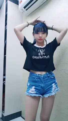 @筱C.H 终于会转头了🙊
