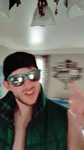 I can' NOT see a strip tease to this song... 😎💫 #checkthisout #360 #ceilingfan #stripthatdown #trend #cameracontrol #lizzo