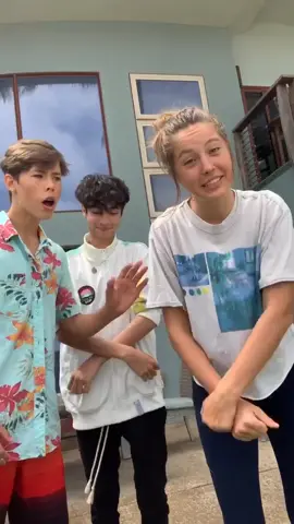 @sebastianmoy 。。。