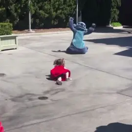 Last year my daughter had the cutest stitch reaction ever ❤️ #stitch #disney #disneyland #ohana #disneybaby #disneyhumor #disneyfamily #liloandstitch