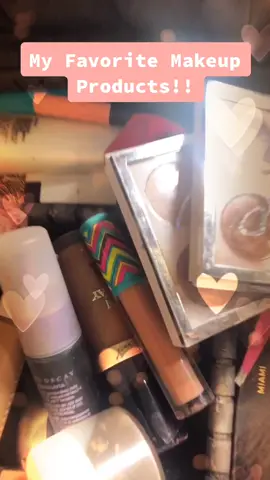 A few of my must-have beauty products!! 💋 #beauty #makeup #makeupfanatics #beautyguru #fyp #foryou #foryoupage