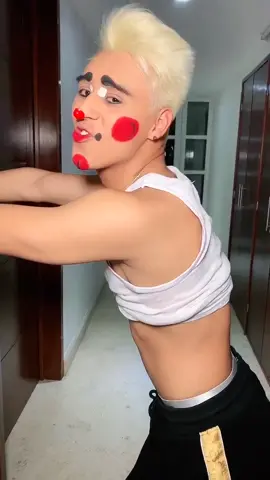 Aqui llegó tu tiburón 🦈 Nooo mi cielaaa 🙅🏼‍♀️ #parati #dance #comedia #lapizito #destacame #badbunny #tiburonchallenge