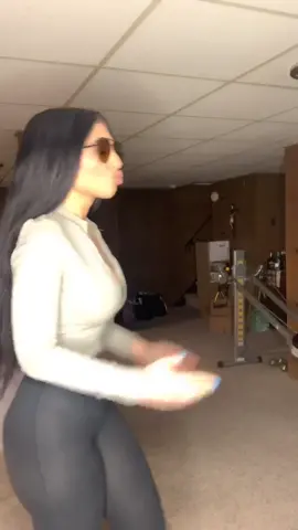 What it’s like to have sisters #kimkardashian #kimkardashianwest #Love #fyp #funny #cute #joke #kimkardashianchallenge #like #viral