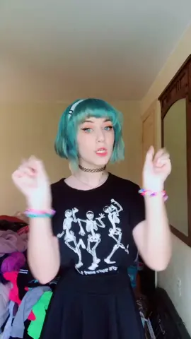 NEW HAIR CUT IT IS SO CUTE