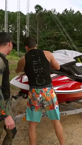 I surprised my best friend with a brand new jet ski! I feel incredibly blessed and lucky to be able to do things like this. I love y’all❤️ @yappy_twan