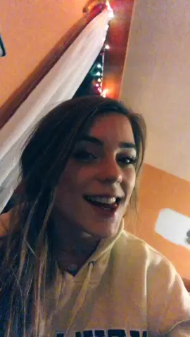 i might lose my mind if i’m stuck in this house for any longer!!! #videocall #strengthtraining #fyp #foryou