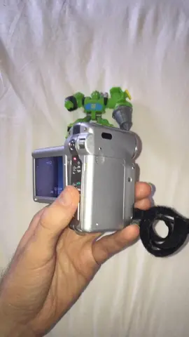 Micro camcorder from 2003! Panasonic DSnap