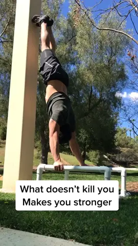 Handstand push ups make you stronger💪#Fitness #fyp #calisthenics #workout #bodyweight