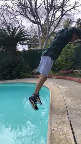 First try #splashchallenge #everythingevin #foryou #fyp #foryoupage