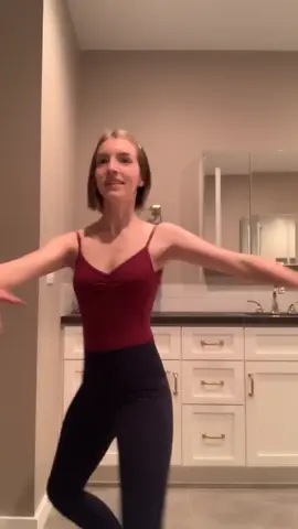 one week in quarantine and i already lost my double 😢 #ballet #dance #balletflex #pointe #ballerina #featureme #fyp