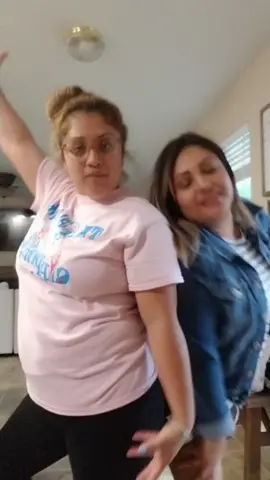 el baile de la Naranja con la sister