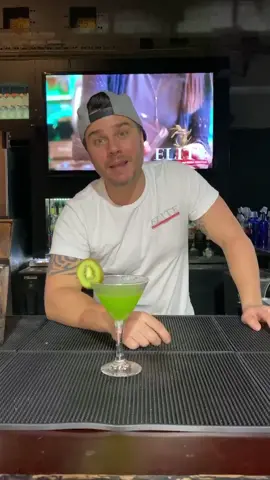The Kiwiki Martini #martini #kiwi #vodka #melon #bar #drink #drunk #fyp #boredathome #cocktail #cocktails #mixology #bartender #bartenders_life_style