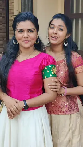 With my anjukutty ❤️ #fyp #mallu #dance #meenulakshmi #mekiamgo #danceindia #mallu #tiktok #malayalam #songs #sisters #sisterlove #duet #mallumuser