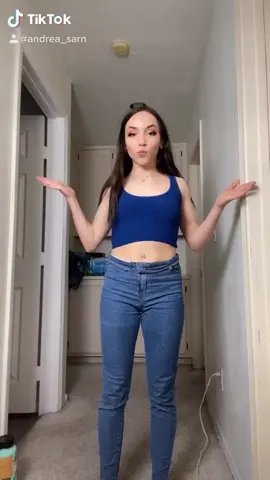 I am embarrassed 😭😂#shortgirl #fyp #foryoupage #foryoupage #shortgirlproblems #tiktokreviews #boredathome @juliasegar