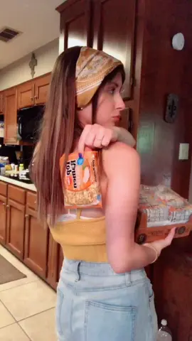 What’s your fav #quarantine snack?🧀 #fyp #fy #trend #trending #boredathome #gostupid