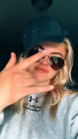 I consider myself pretty cool, I wear #bexsunglasses and #kimesranch 🤷🏼‍♀️ #punchycowgirls #countrygirl #countrygirls #cowgirls #superpuncher
