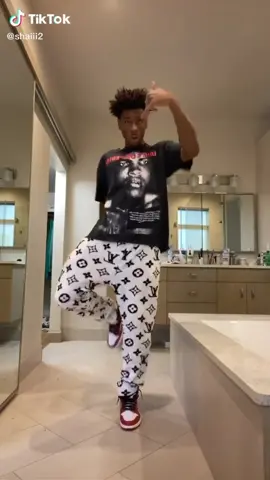 @shaiii2 with the moves #okcthunder #thunderup #dance #NBA