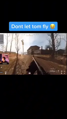Don’t let tom fly.... tag your friends that are bad at this game. #warzone #cloakzy #fail #fyp