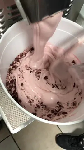 Sunday vibes #PlayByPlay #distancedance #cleaningszn #oddlysatisfying