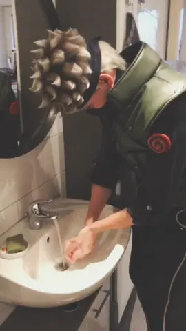 Getting rid of the stains after the Chidori #kakashi #kakashicosplay #naruto #cosplay #narutocosplay #anime