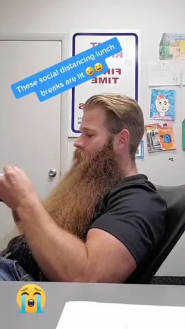 lunch breaks these days 🤷‍♂️    #socialdistancing #lonely #DecadesofHair #beard #beardlook #beard #myfirst #myfirsttiktok