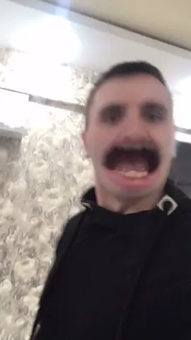 Подурачился 🤪