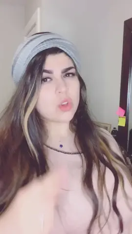 ترت لخت ات هم سر من 😂😂😂@shabakekhanda #farzadawais #afghangirl #tiktok #afghantiktok #foryou #like #duet