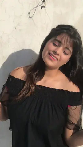 Shame bita ke toh dekho🤣😉#HandWashChallenge #karishmafam #slowmo #dilagi #sadsong