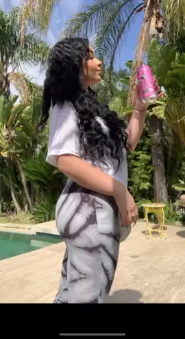 Afternoon Vibes 💜 @bangenergy @bangenergy.ceo #bangenergy #caffeinefree #sponsor