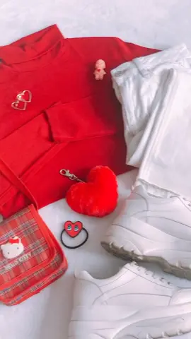 just an excuse to post the pants i made 💌🥺 #myoutfit #outfit #y2k #hellokitty #fyp #foryou #foryoupage #aesthetic #levelup