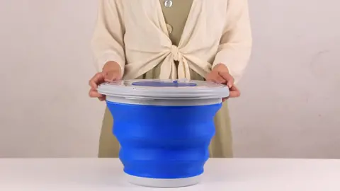 Portable Collapsible Plastic Bucket Pail For Outdoor Travelling#tools #toosieslide #freezeframe
